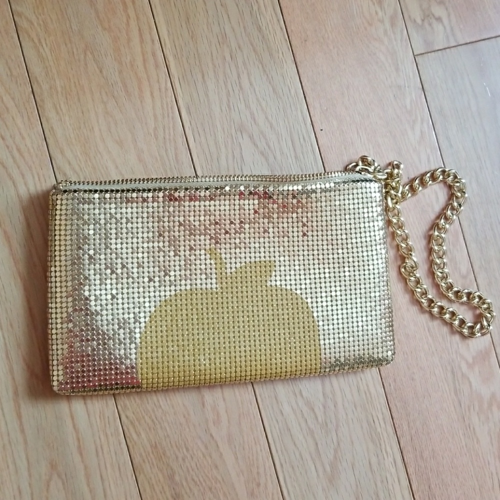 DKNY Metallic Pouch (with gift!)